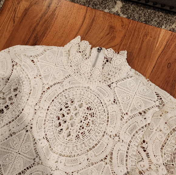 Lace Dress Long Sleeve - Picture 4 of 6